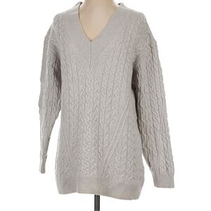 Wilfred Cable Knit V-Neck Sweater in Light Gray